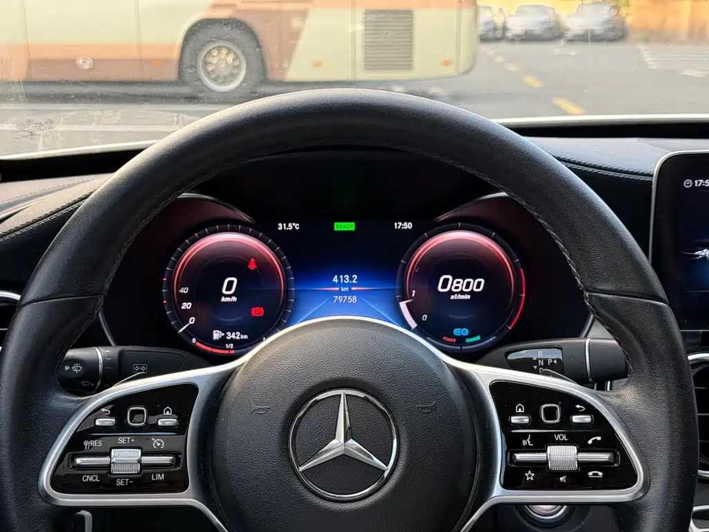 Mercedes-Benz C-Class — миниатюра 6