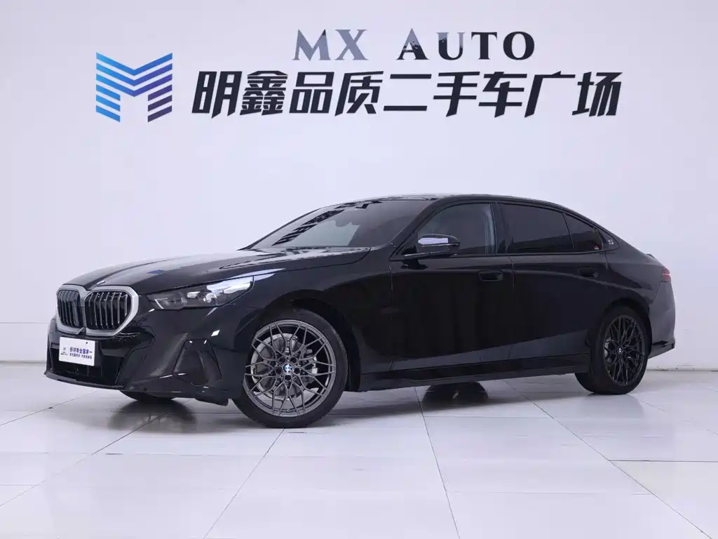 BMW 5 Series — миниатюра 2