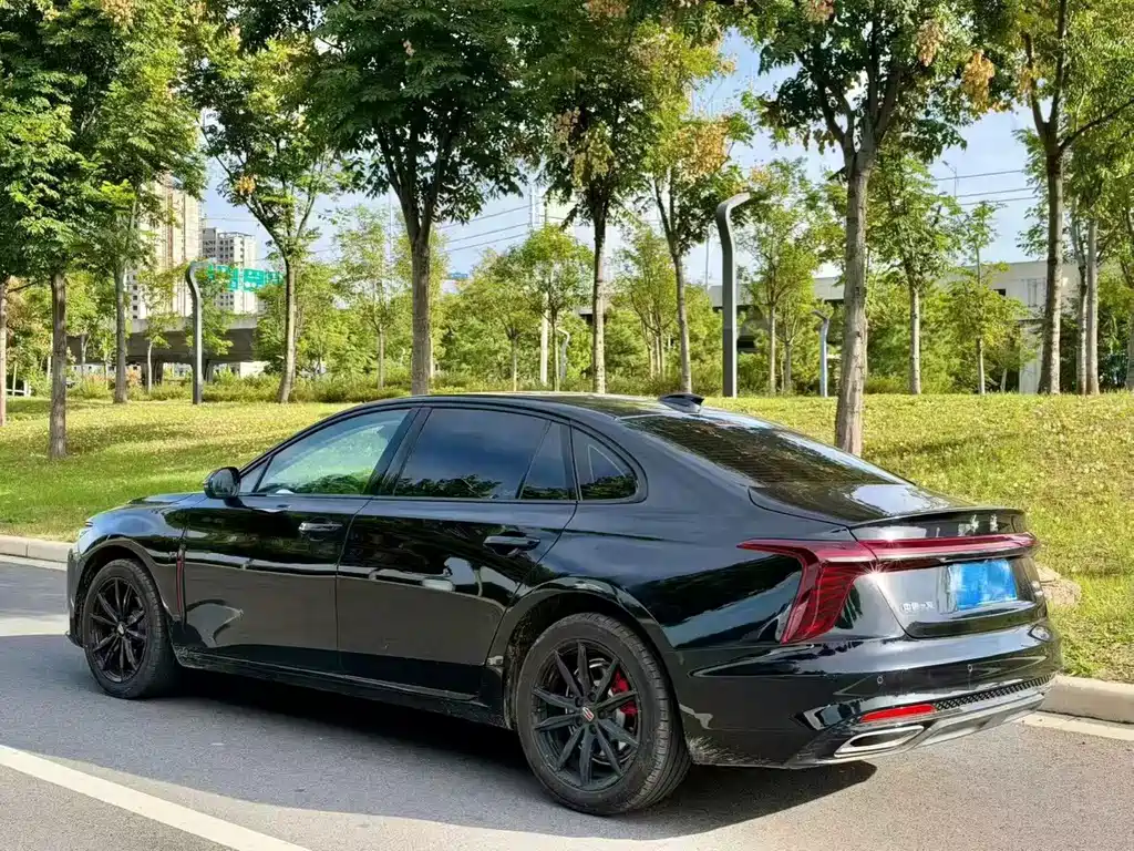 Hongqi Hongqi H5 — миниатюра 9