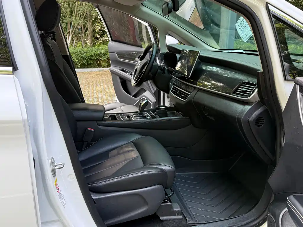 BYD Song MAX MAX 2019 1.5T AT 7 мест V
