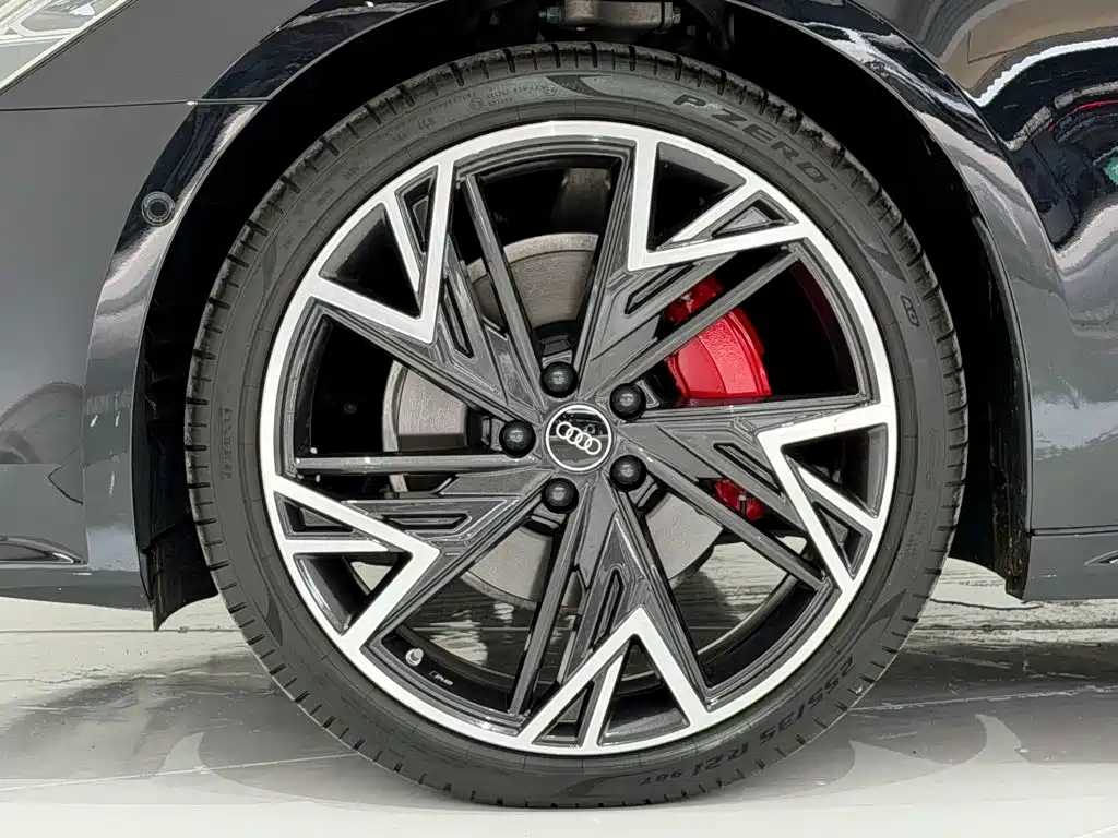 Audi A7L — миниатюра 11