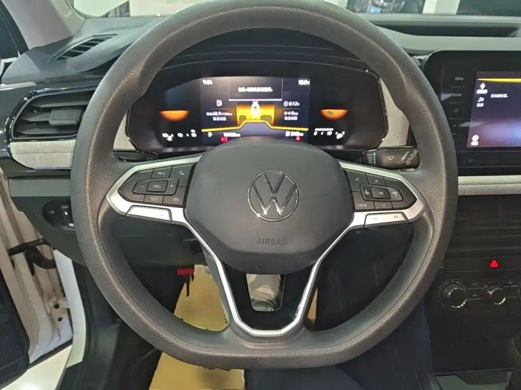 Volkswagen Tharu — миниатюра 11