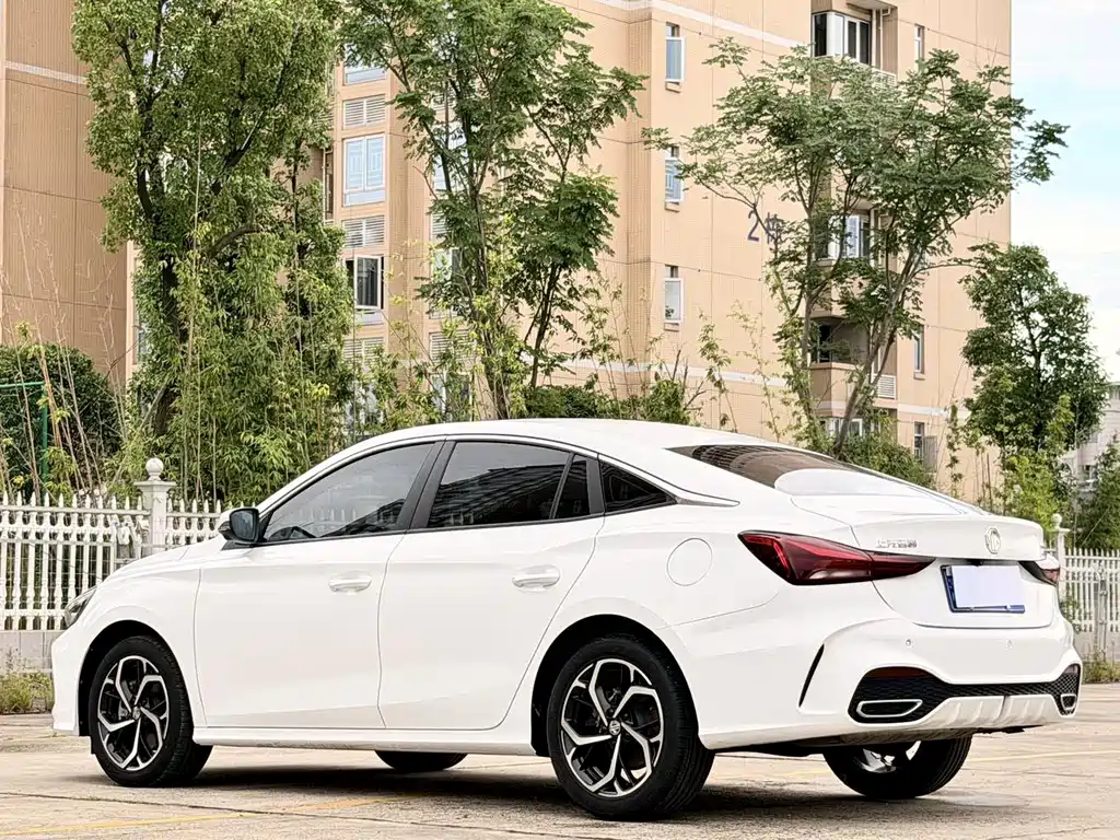 MG MG5 — миниатюра 27