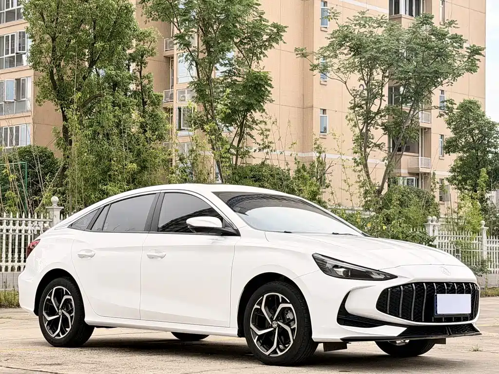 MG MG5 — миниатюра 3