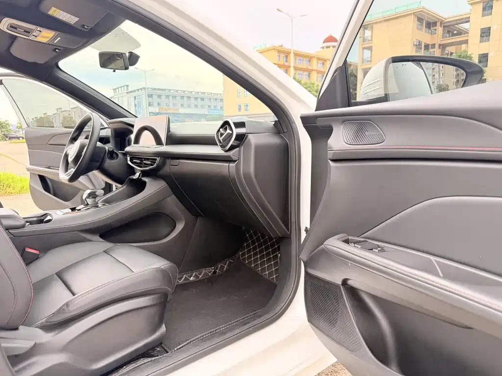 MG MG5 — миниатюра 15