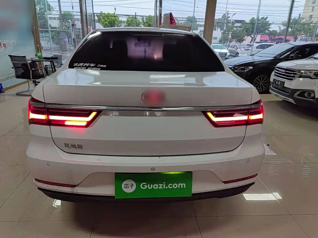 BYD Qin — миниатюра 6