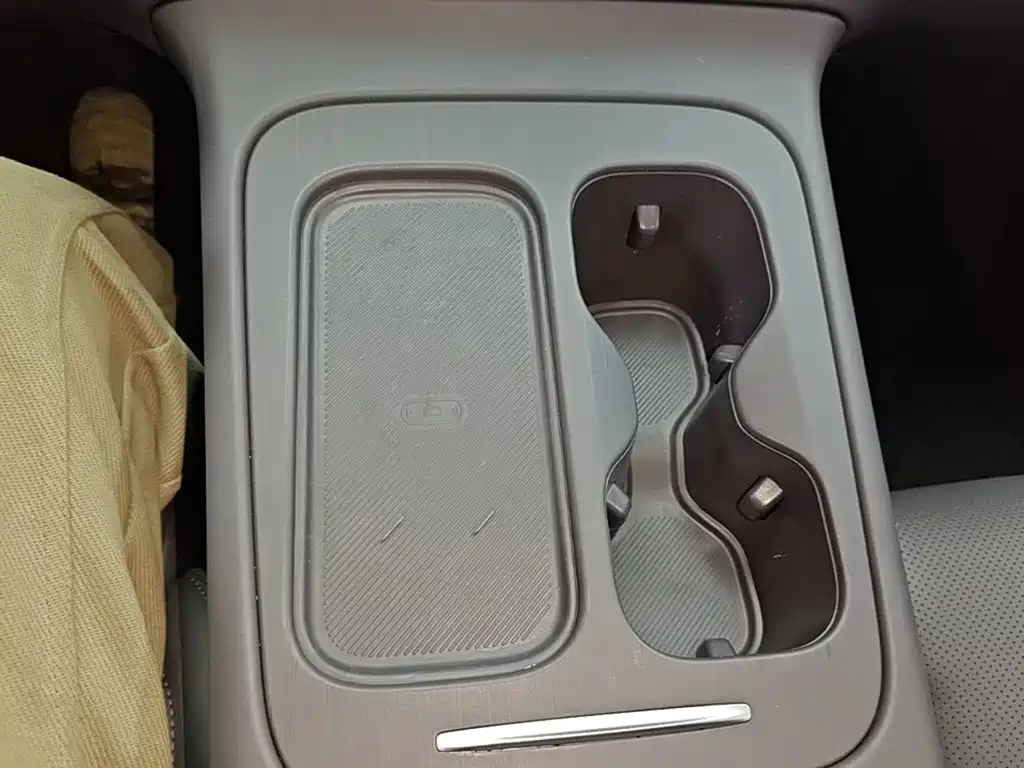 Leapmotor Leapmotor C10 — миниатюра 9