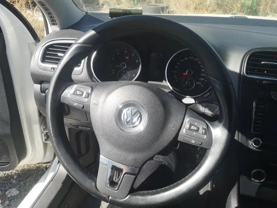 Volkswagen Golf — миниатюра 15