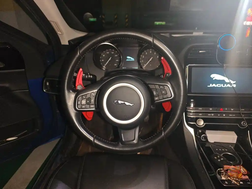 Jaguar XEL — миниатюра 3