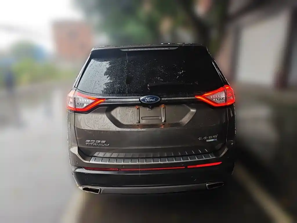 Ford Edge — миниатюра 3
