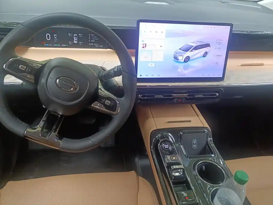 GAC Motor Trumpchi E8 PHEV — миниатюра 12