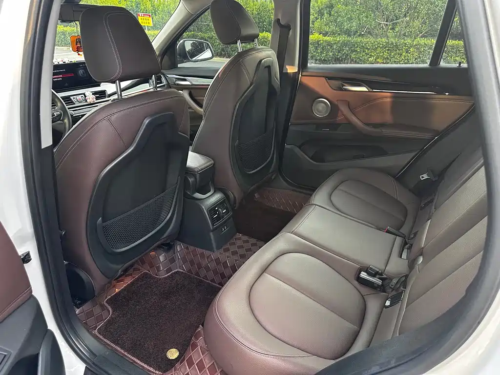 BMW X1 — миниатюра 6
