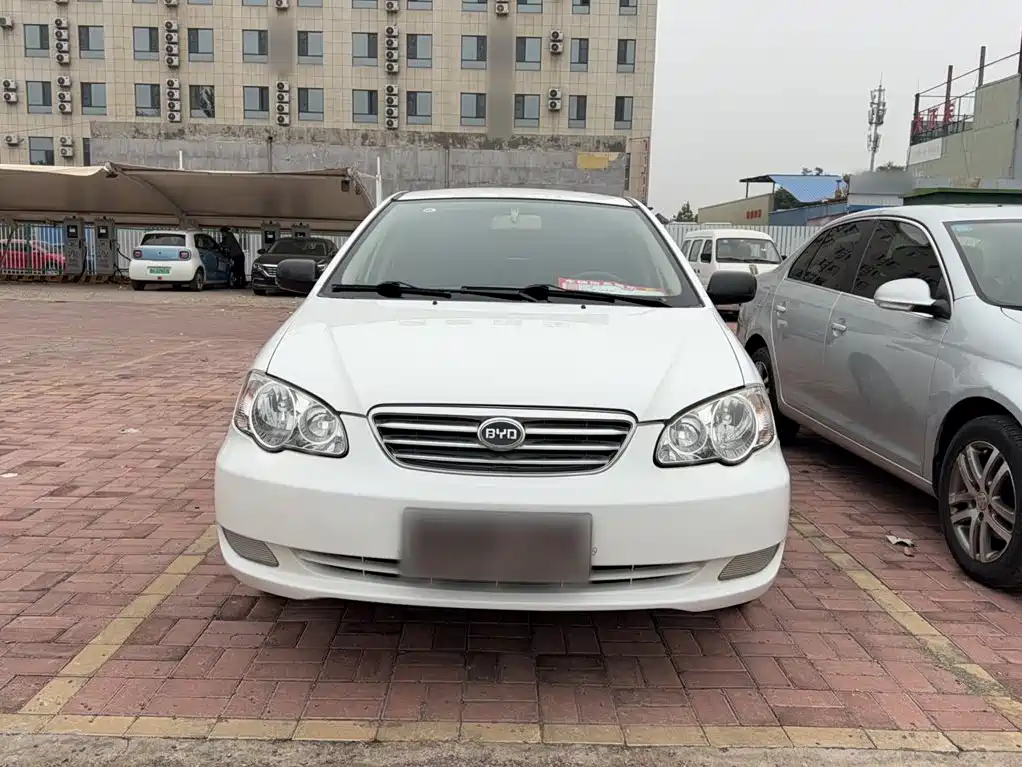 BYD F3 — миниатюра 3