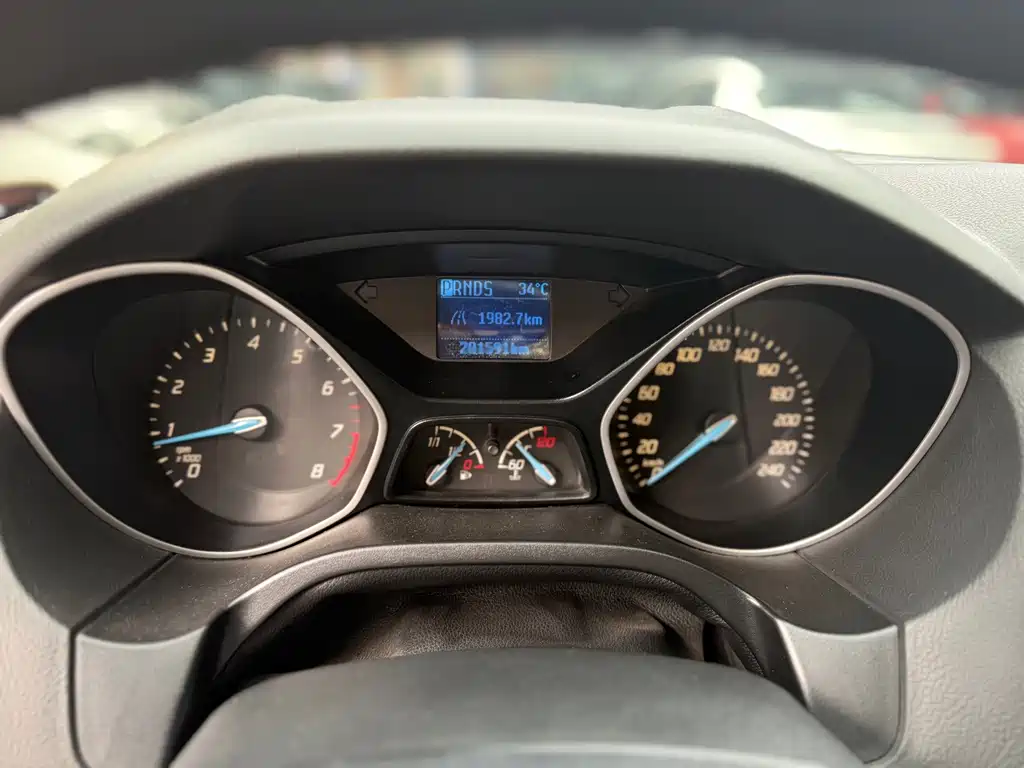 Ford Focus — миниатюра 12