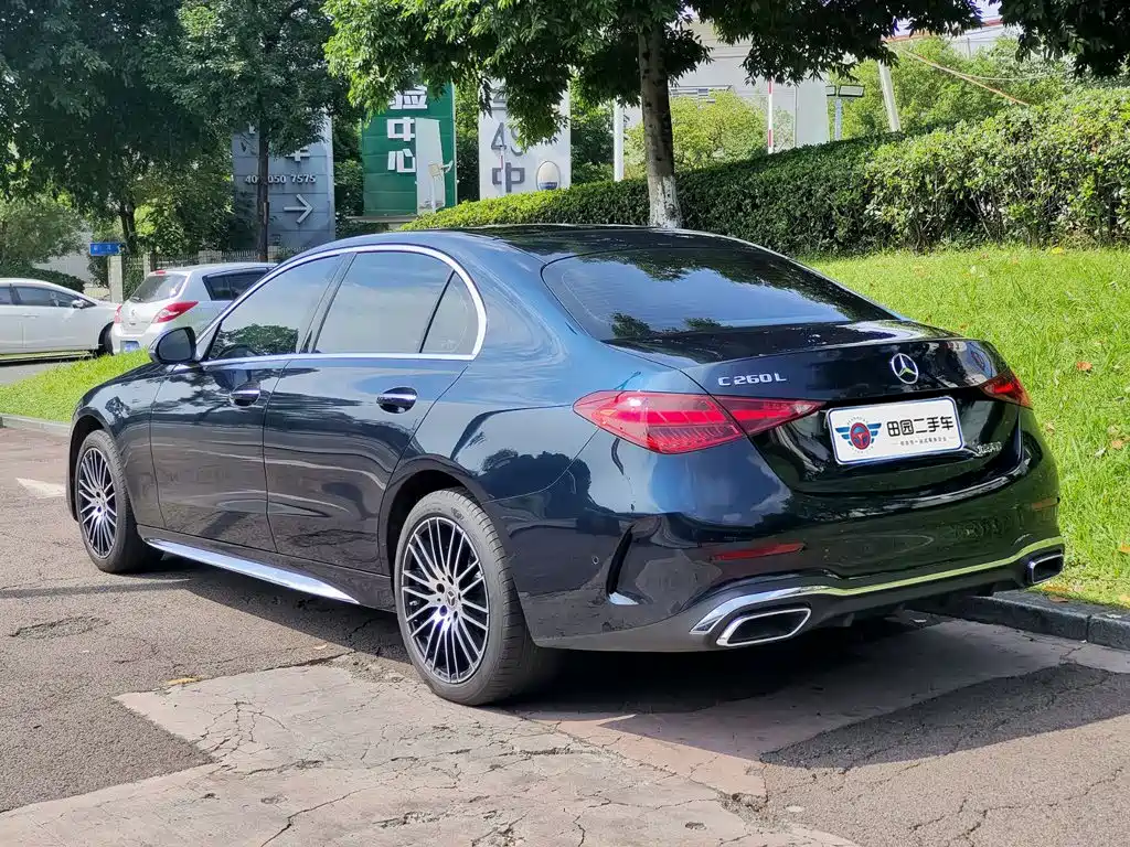 Mercedes-Benz C-Class — миниатюра 4