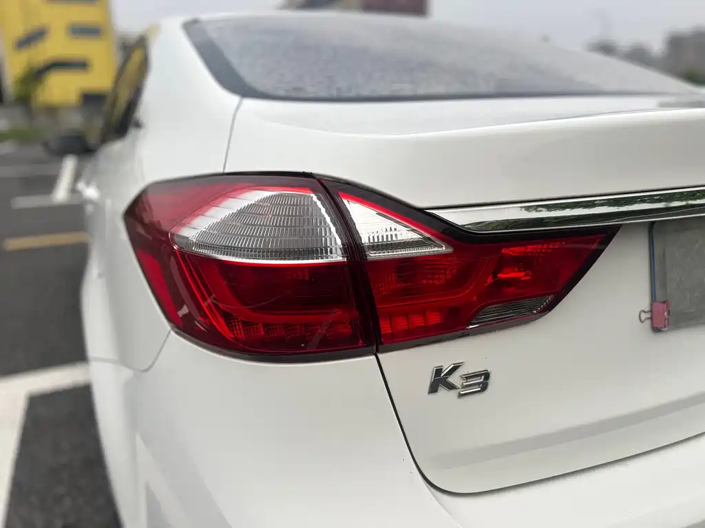 Kia K3 — миниатюра 10