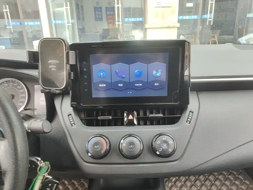 Toyota Corolla — миниатюра 13