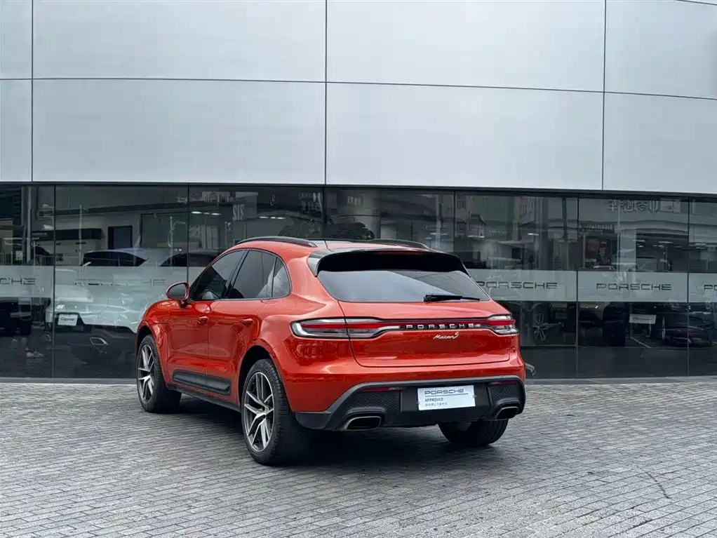 Porsche Macan — миниатюра 4