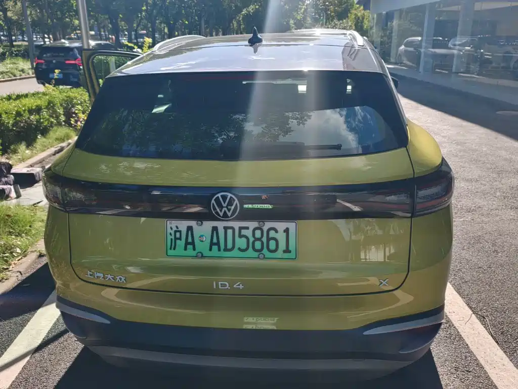 Volkswagen ID.4 X — миниатюра 4