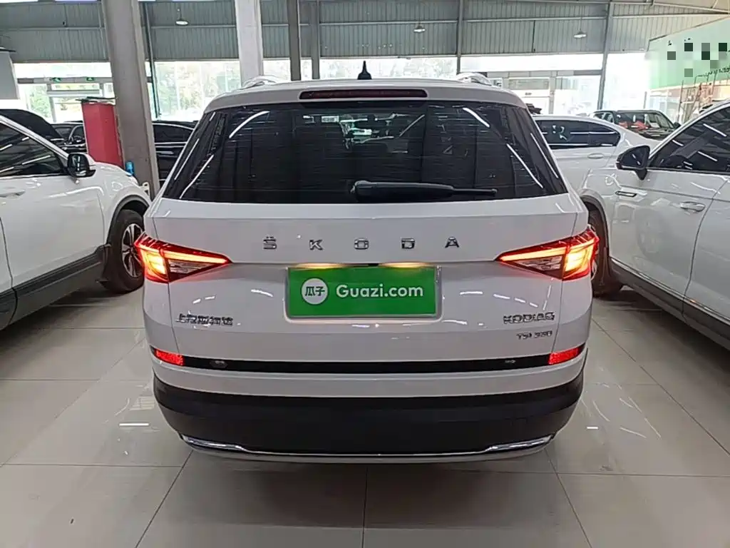 Skoda Kodiaq 2021 TSI330 7 мест Luxury