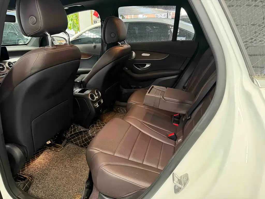 Mercedes-Benz GLC — миниатюра 5