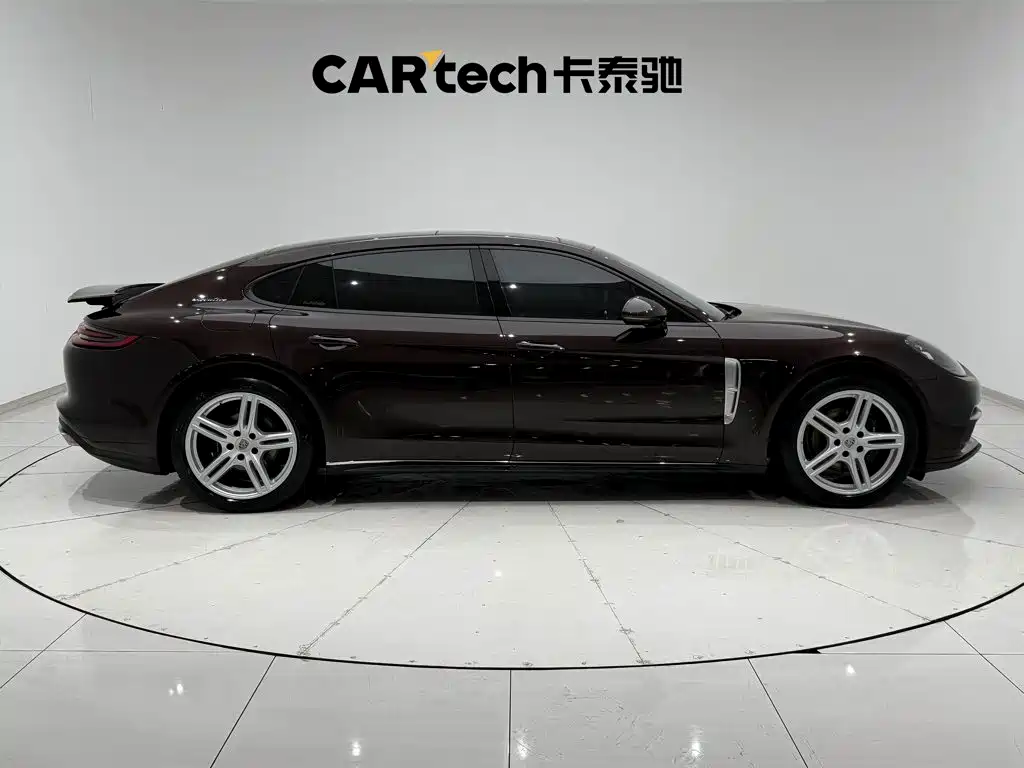 Porsche Panamera — миниатюра 4