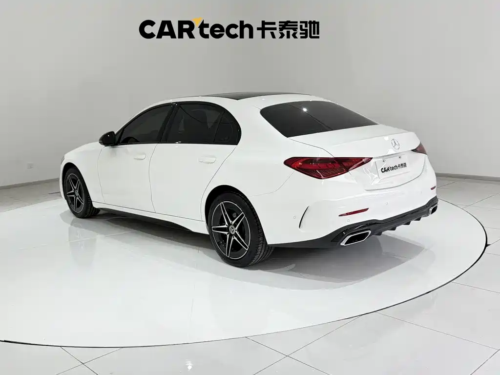 Mercedes-Benz C-Class — миниатюра 7