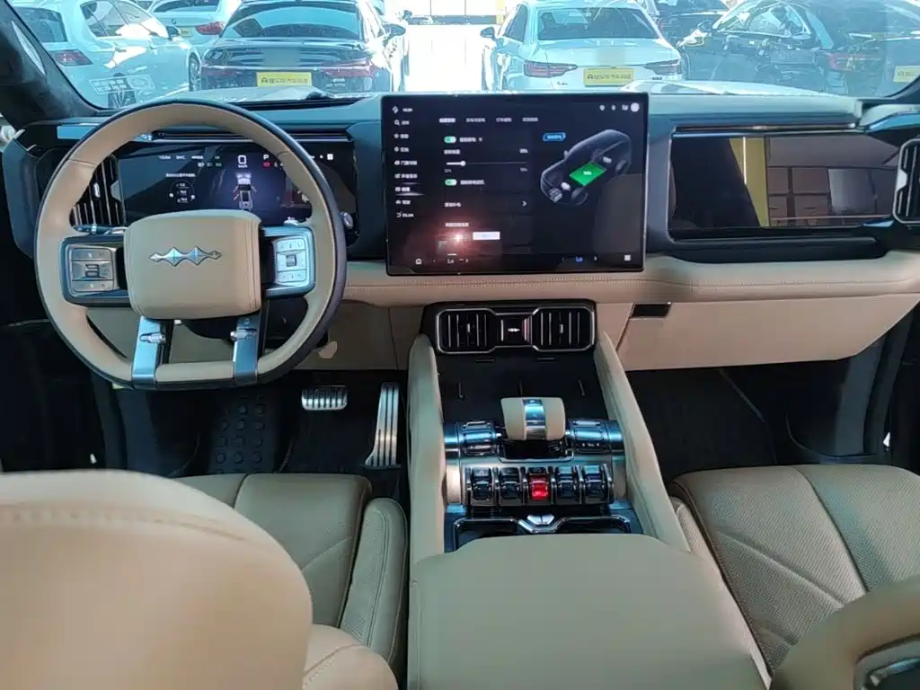 Fangchengbao Leopard 8 8 2025 Flagship 7 мест