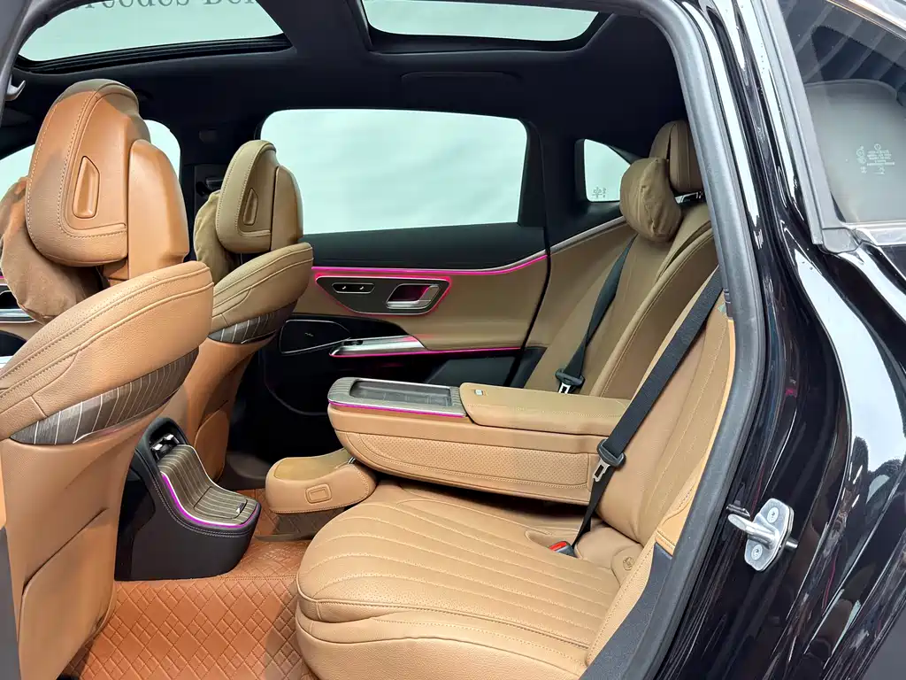 Mercedes-Benz E-Class New Energy — миниатюра 15