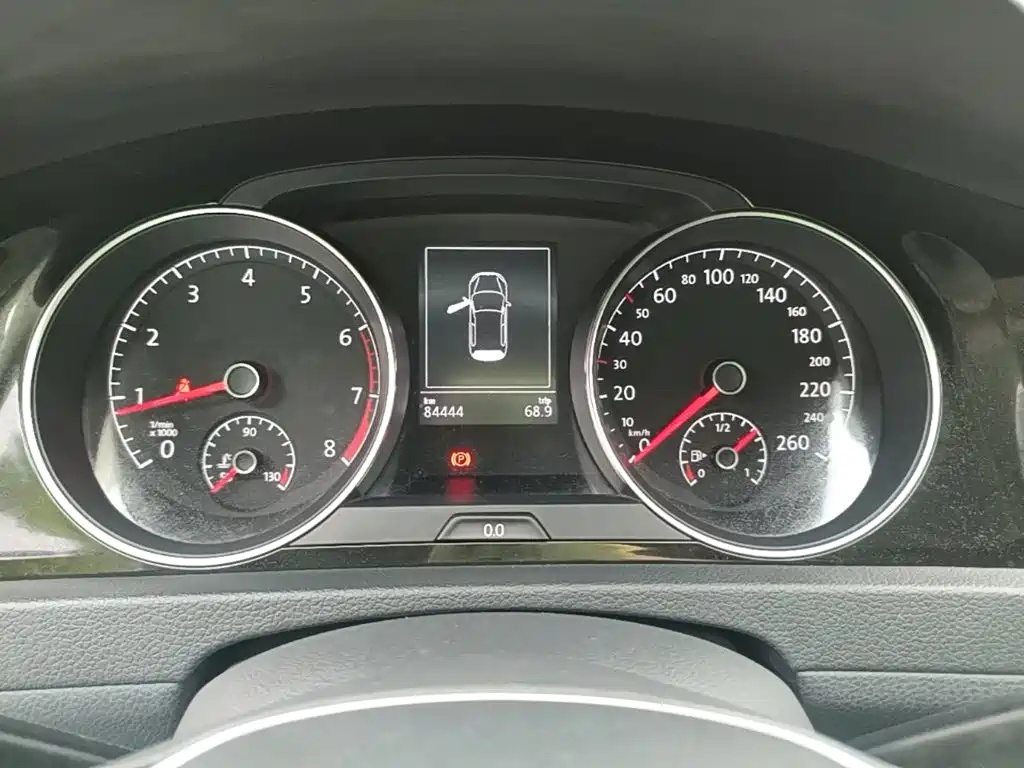 Volkswagen Golf — миниатюра 12