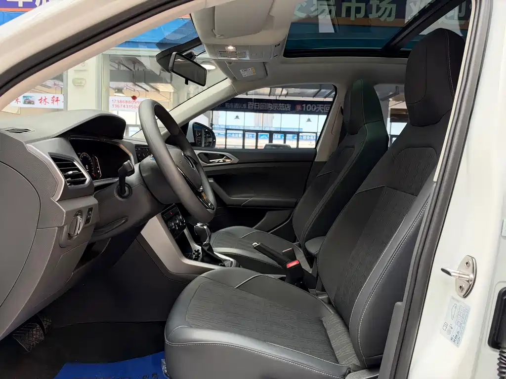 Volkswagen T-Cross — миниатюра 7