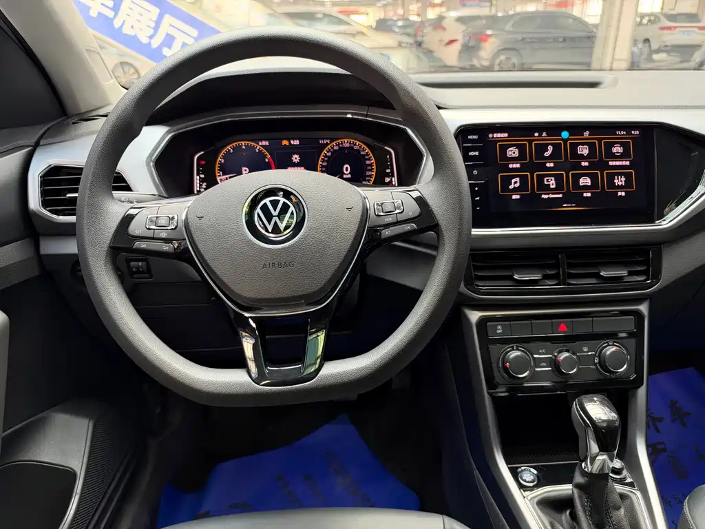 Volkswagen T-Cross — миниатюра 9