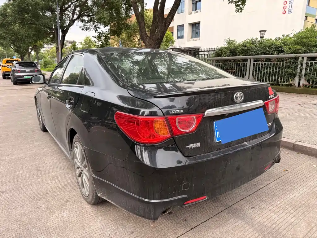 Toyota Reiz 2010 2.5S