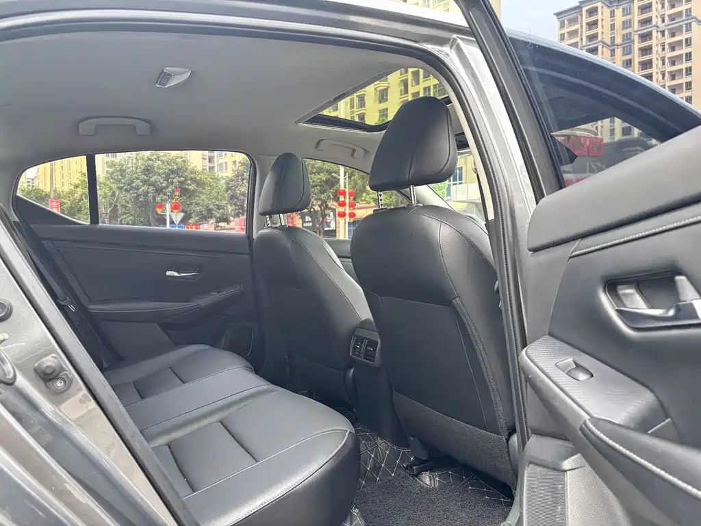 Nissan Sylphy — миниатюра 12