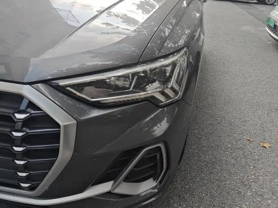 Audi Q3 — миниатюра 5