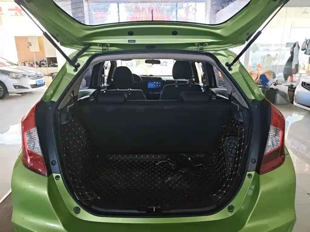 Honda Fit — миниатюра 19