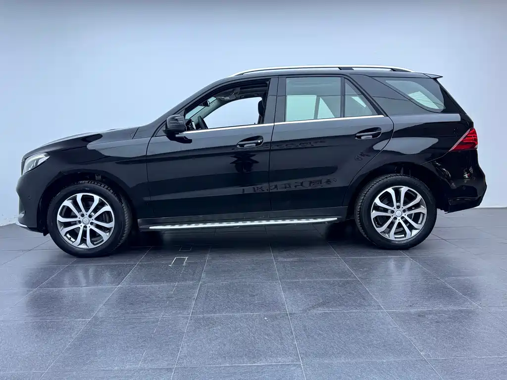 MERCEDES-BENZ GLE