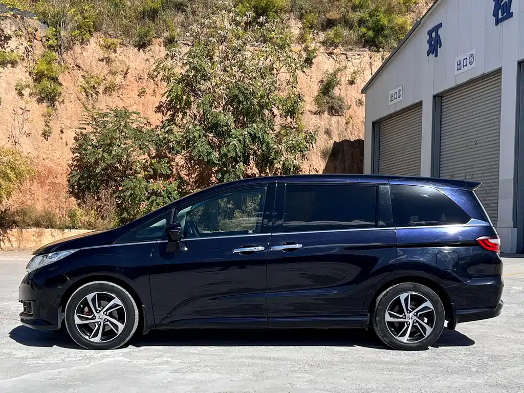 Honda Odyssey — миниатюра 7