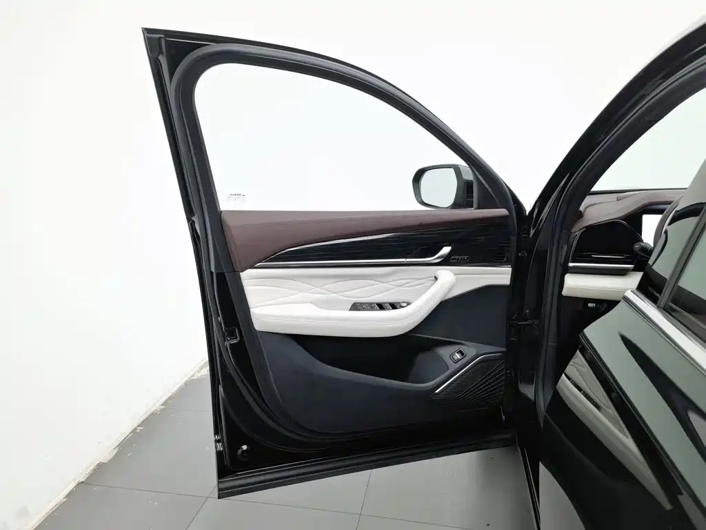 Geely Xingyue L — миниатюра 8