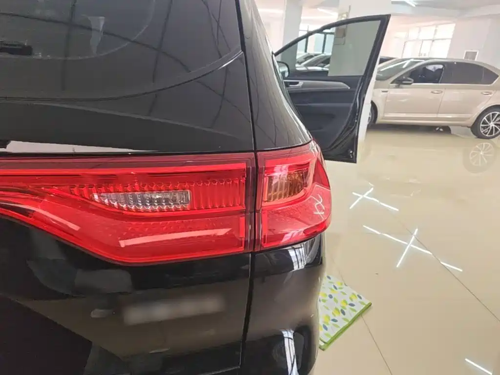 Haval M6 — миниатюра 8