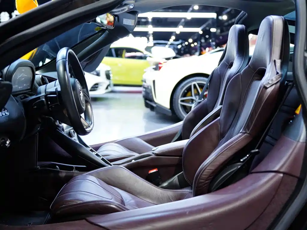 McLaren 720S — миниатюра 12
