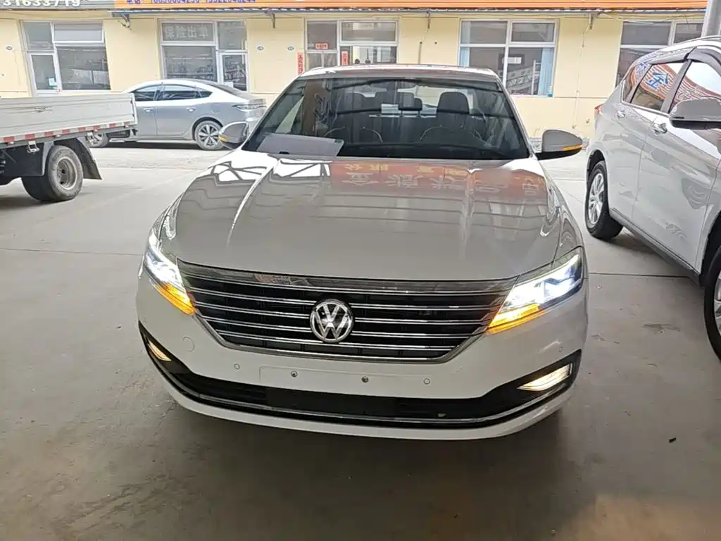Volkswagen Lavida — миниатюра 3