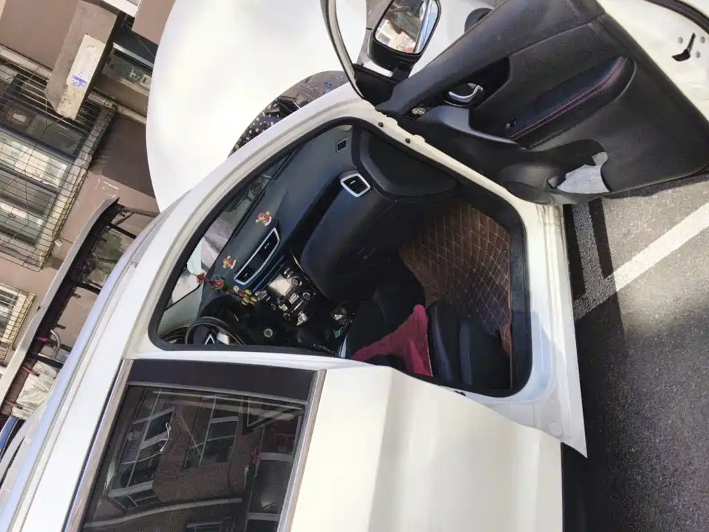 Nissan Qashqai — миниатюра 19