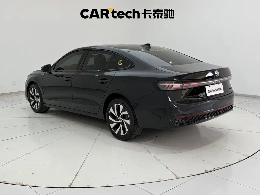 Volkswagen Passat — миниатюра 7