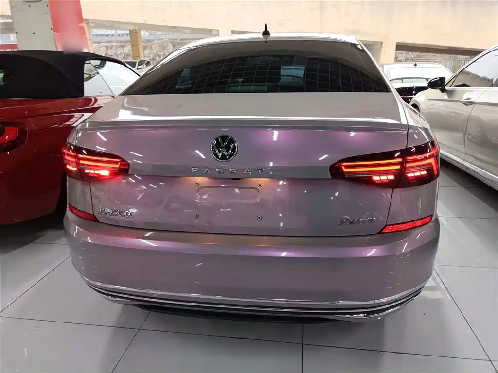 Volkswagen Passat 2020 330TSI Elite VI