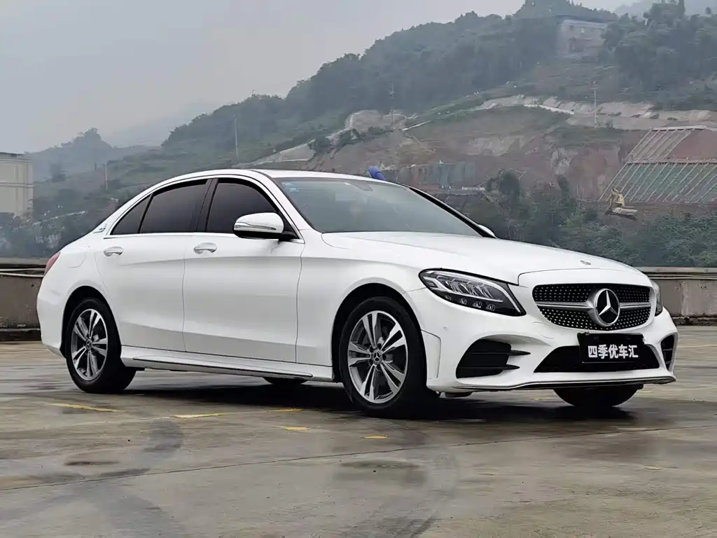Mercedes-Benz C-Class — миниатюра 3