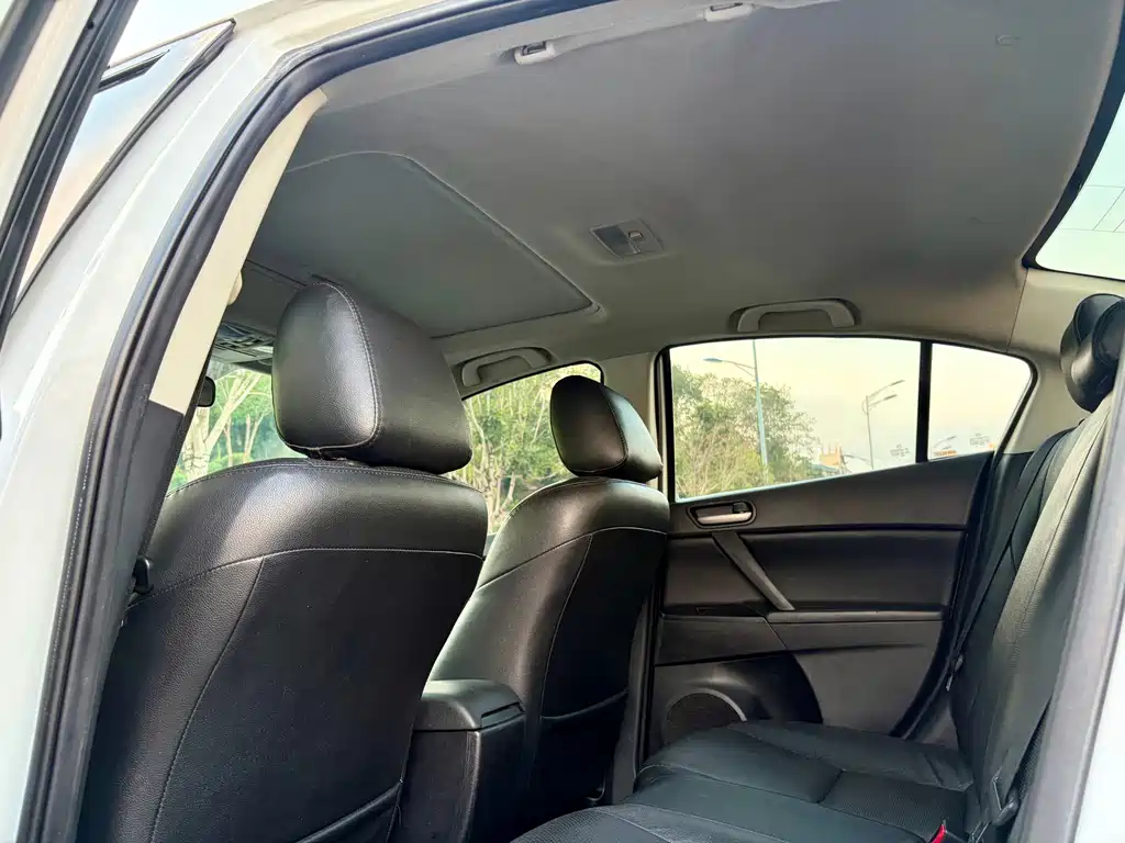 Mazda 3 Xingcheng — миниатюра 28