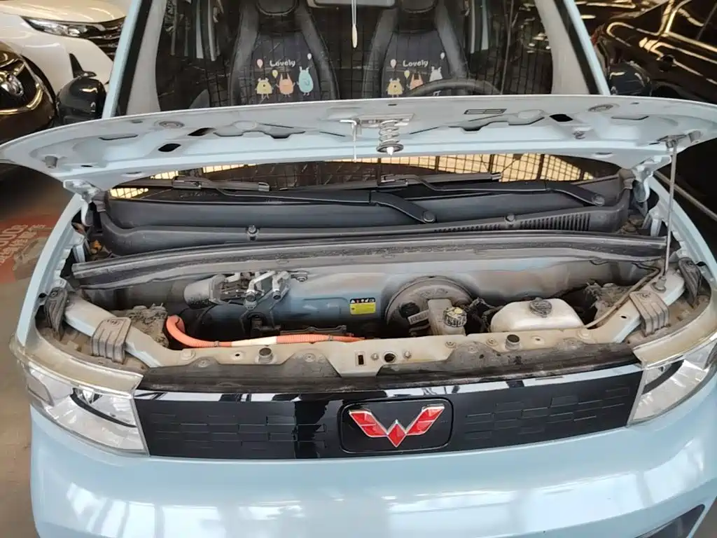 Wuling MINIEV — миниатюра 20