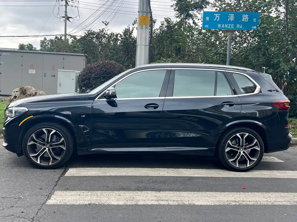 BMW X5 — миниатюра 7