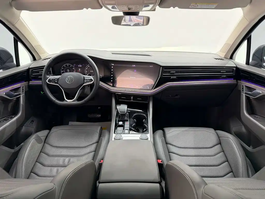 Volkswagen Touareg — миниатюра 13